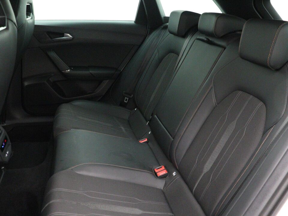 CUPRA Leon Sportstourer 1.4 e-Hybrid Business