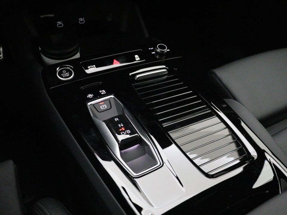 Audi Q6 e-tron S edition e-tron performance 225kW/306pk 100Kwh