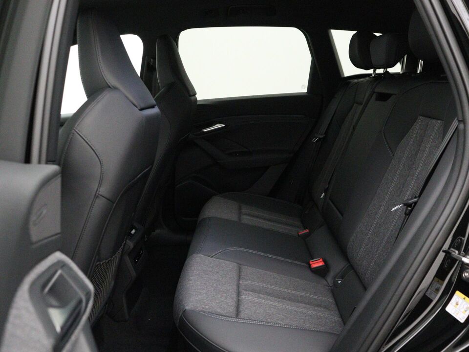Audi Q6 e-tron S edition 185kW/252pk 83Kwh