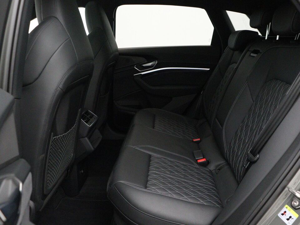 Audi Q8 e-tron 55 quattro S Edition Competition 115 kWh