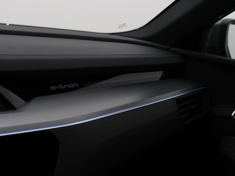 Audi Q8 e-tron 55 quattro S Edition Competition 115 kWh