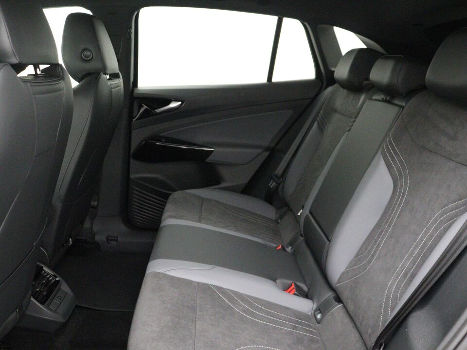 Volkswagen ID.4 Pro Business 77 kWh 210 kW / 286 pk