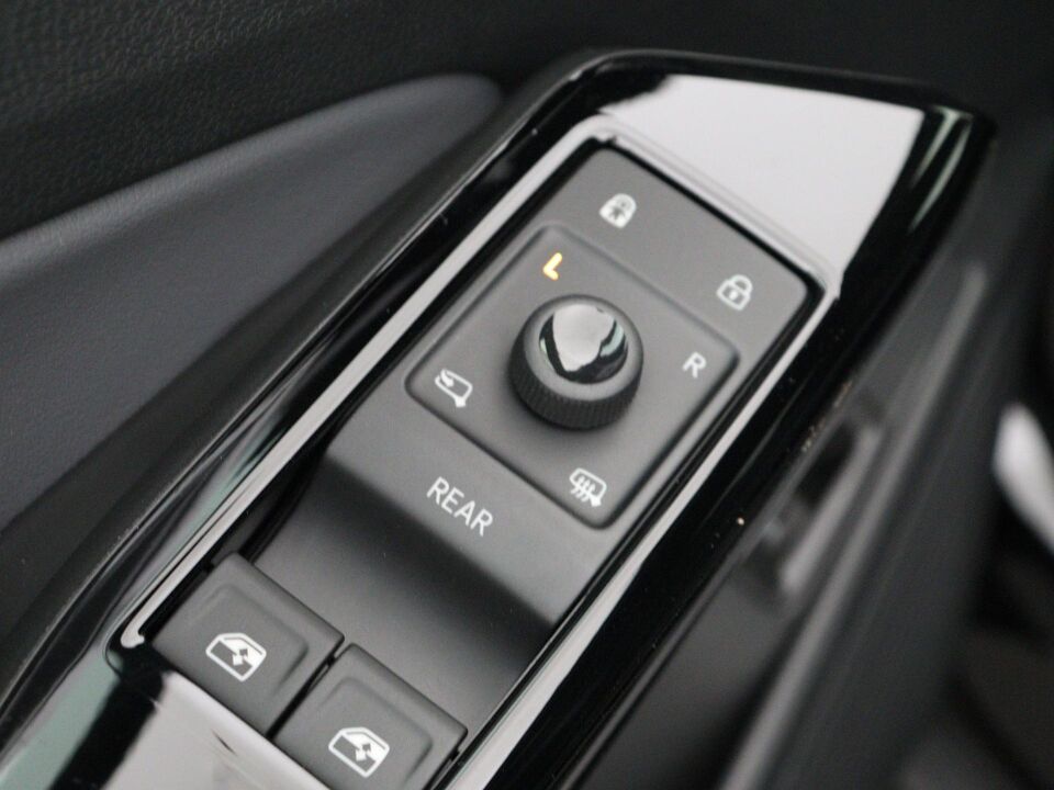 Volkswagen ID.4 Pro Business 77 kWh 210 kW / 286 pk
