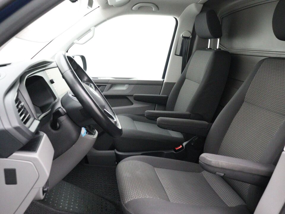 VW-Bedrijfswagens Transporter 2.0 TDI 150 PK DSG L2H1 30 Comfortline