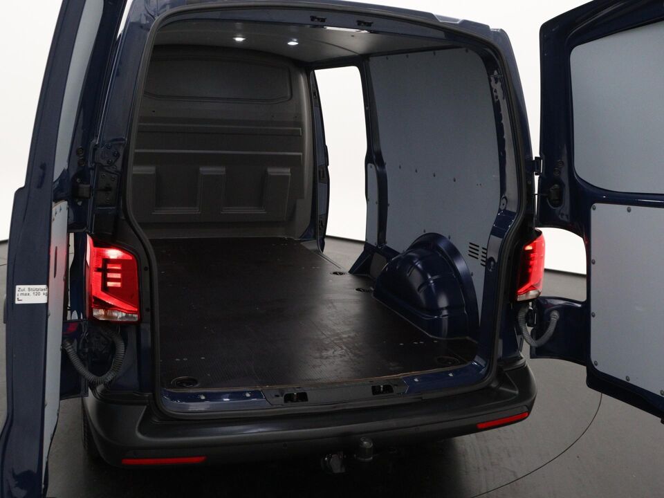 VW-Bedrijfswagens Transporter 2.0 TDI 150 PK DSG L2H1 30 Comfortline