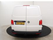 VW-Bedrijfswagens Transporter 2.0 TDI 110 PK L2H1 28 Economy Business
