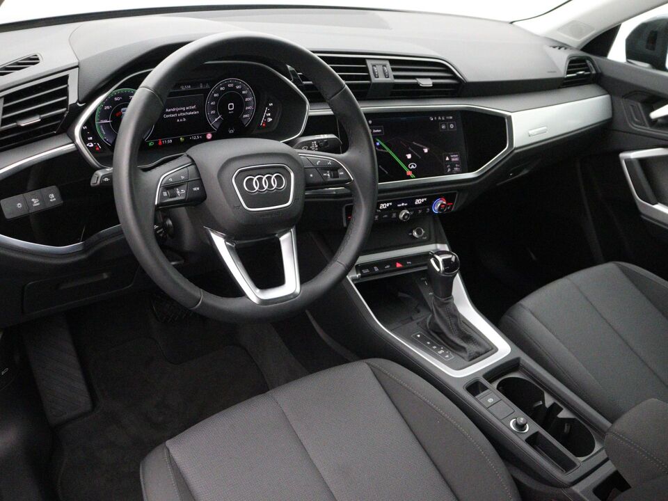 Audi Q3 45 TFSI e edition