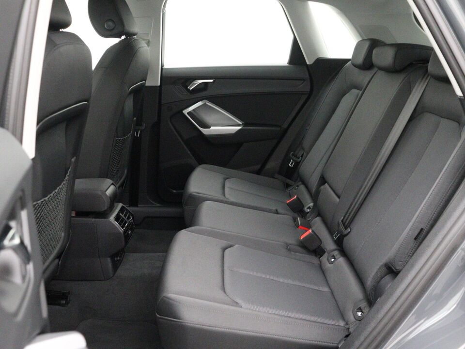 Audi Q3 45 TFSI e edition