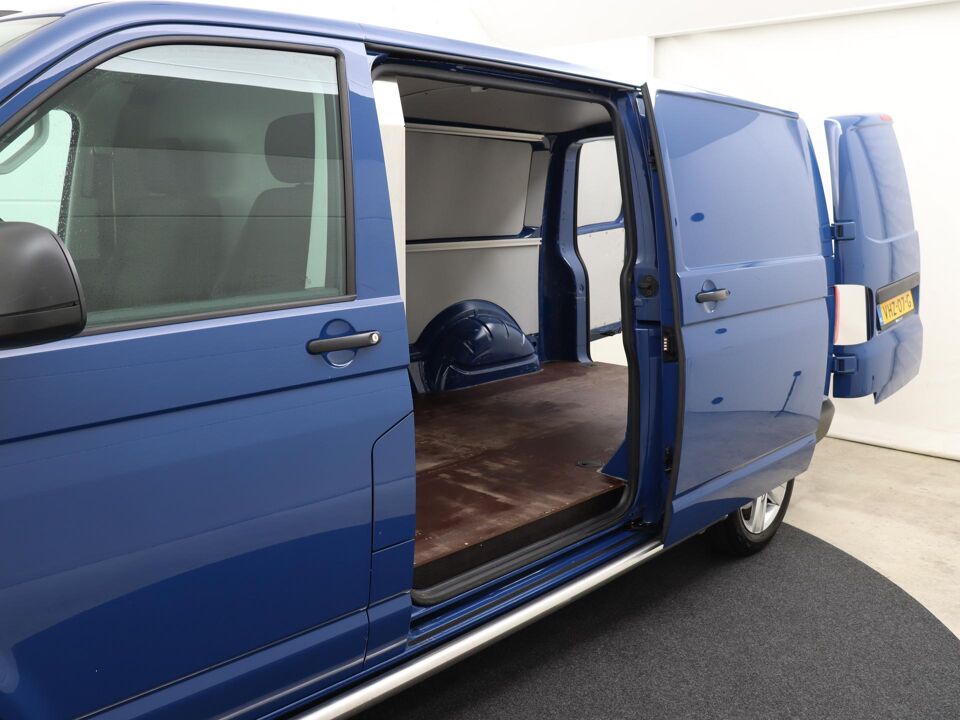 VW-Bedrijfswagens Transporter 2.0 TDI 150 PK DSG L2H1 32