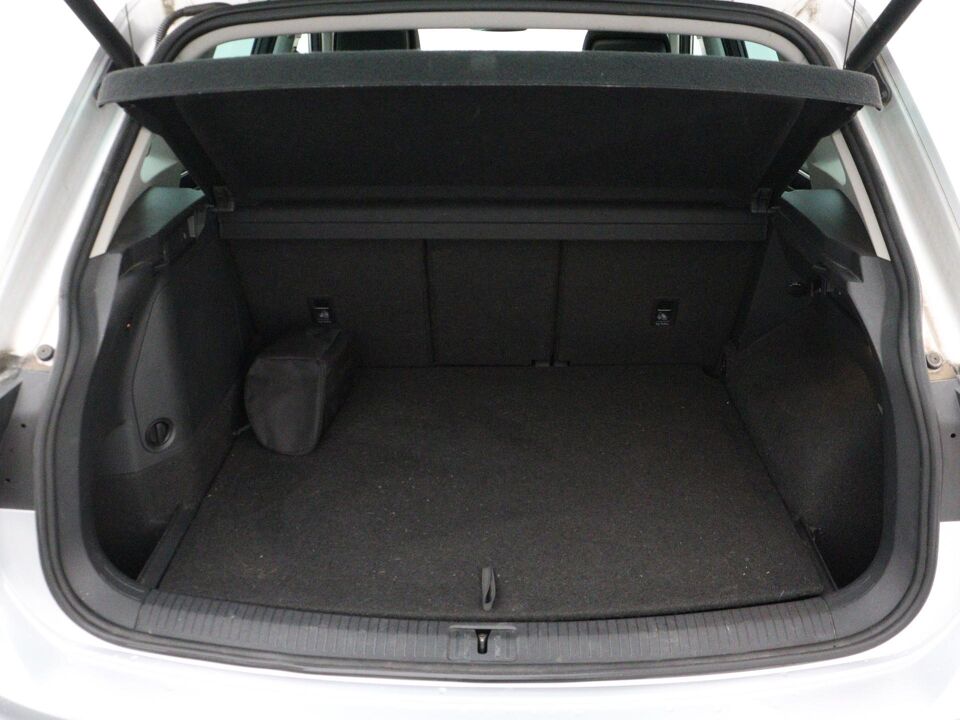 Volkswagen Tiguan 1.4 TSI eHybrid Elegance