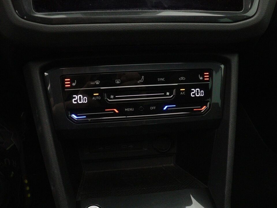 Volkswagen Tiguan 1.4 TSI eHybrid Elegance
