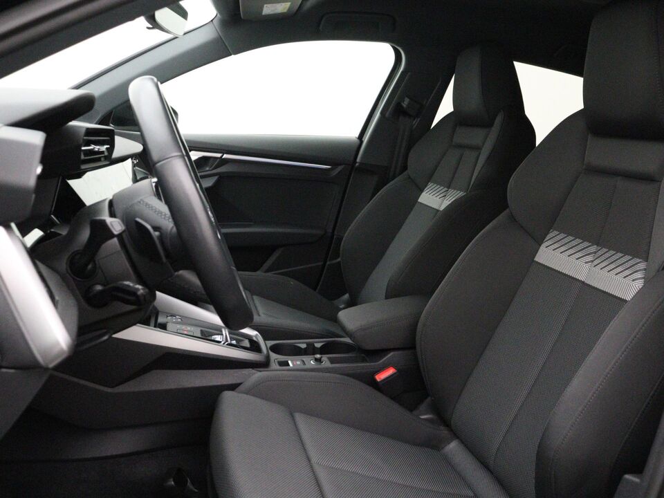 Audi A3 Sportback 30 TFSI Advanced edition