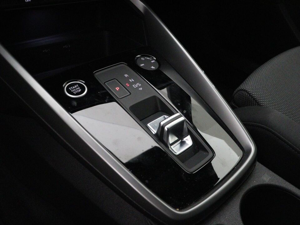 Audi A3 Sportback 30 TFSI Advanced edition