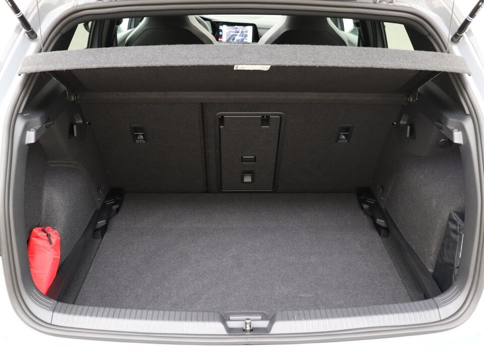 Volkswagen Golf 1.5 eTSI 150PK R-Line DSG