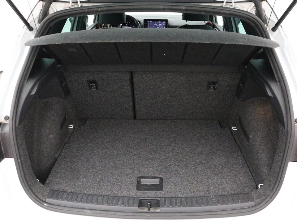 SEAT Arona 1.0 TSI FR Business Intense