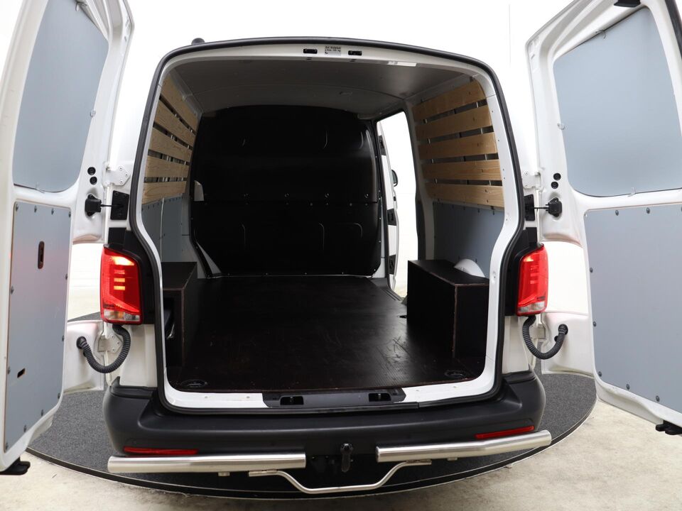 VW-Bedrijfswagens Transporter 2.0 TDI L2H1 28 Economy Business