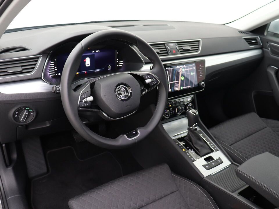Škoda Superb Combi 1.4 TSI 218 PK iV Business Edition