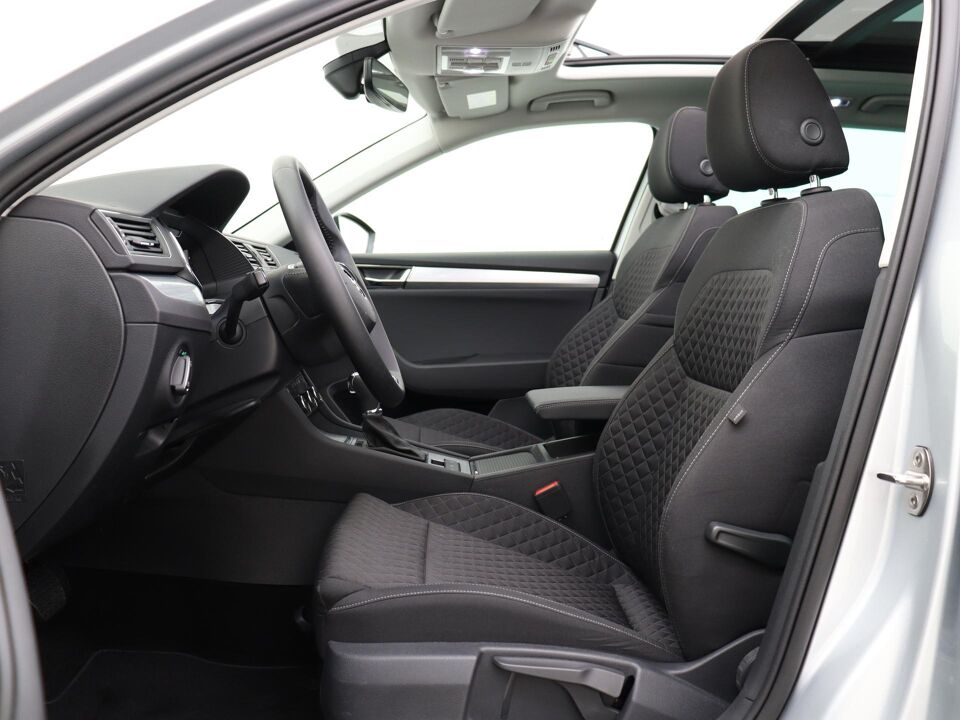 Škoda Superb Combi 1.4 TSI 218 PK iV Business Edition