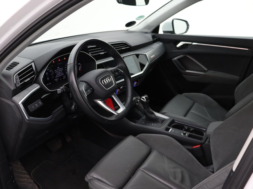 Audi Q3 45 TFSI e edition