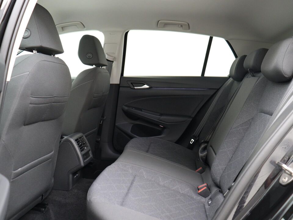 Volkswagen Golf 1.0 TSI 110PK Life