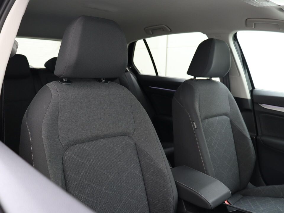 Volkswagen Golf 1.0 TSI 110PK Life