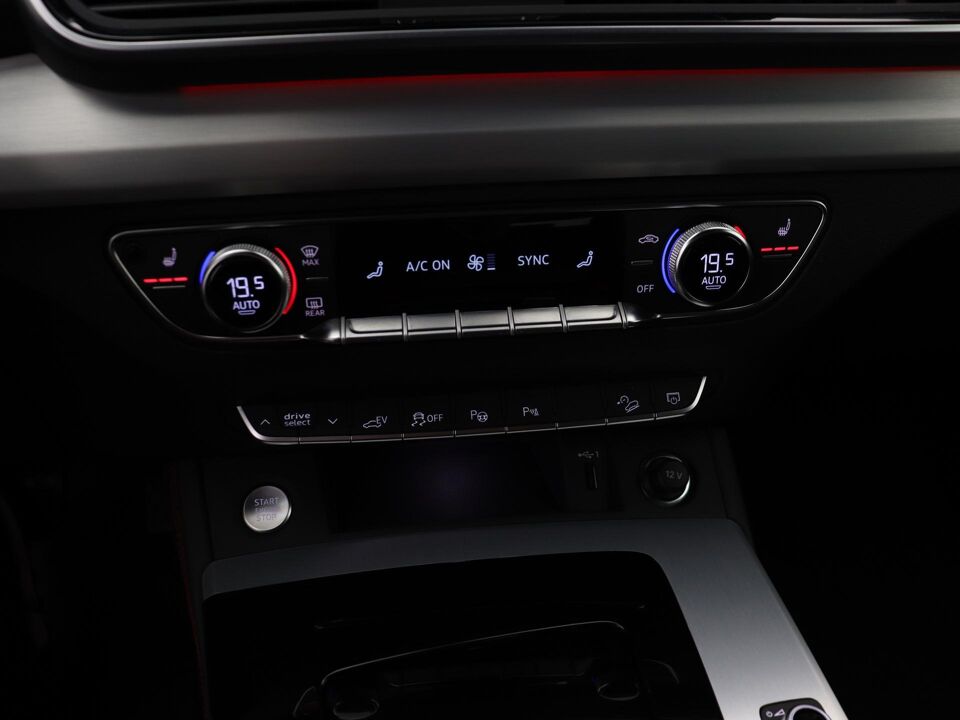 Audi Q5 55 TFSI e Competition