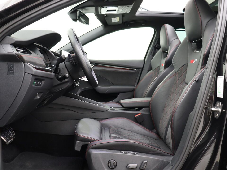 Škoda Octavia Combi 1.4 TSI 245 PK DSG RS iV PHEV Business
