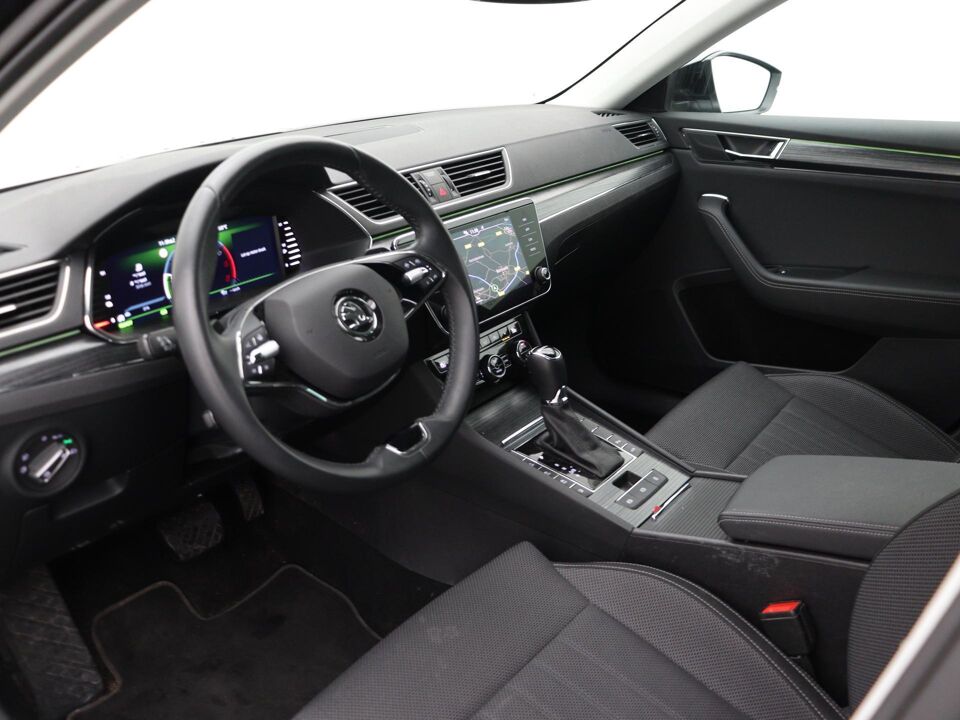 Škoda Superb Combi 1.4 TSI iV Business Edition Plus