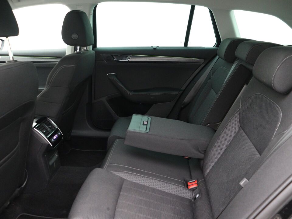 Škoda Superb Combi 1.4 TSI iV Business Edition Plus