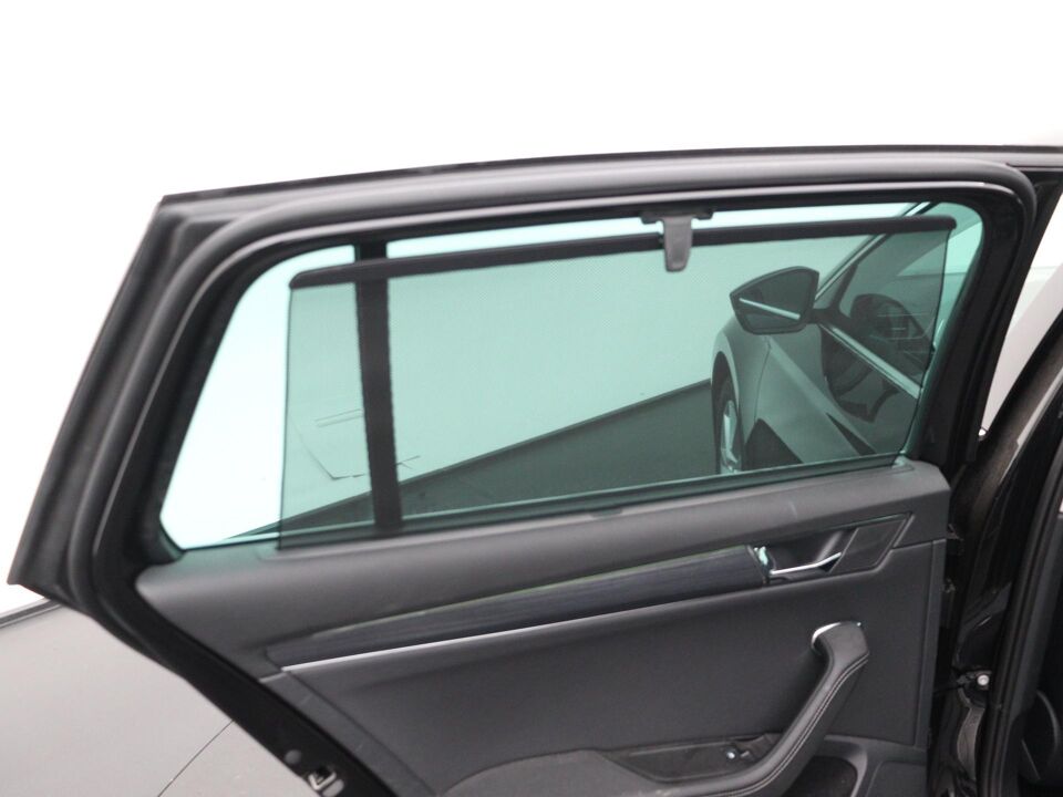 Škoda Superb Combi 1.4 TSI iV Business Edition Plus