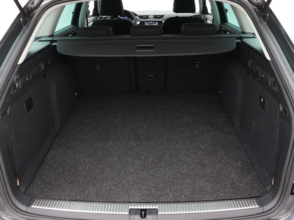 Škoda Superb Combi 1.4 TSI iV Business Edition