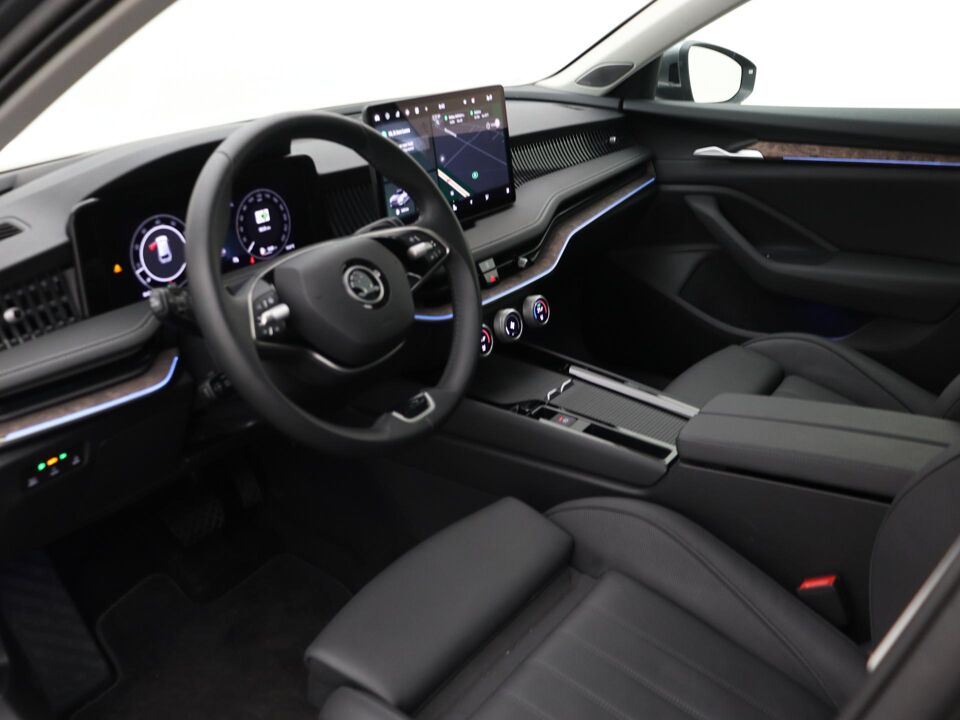 Škoda Superb Combi 1.5 TSI Laurin & Klement