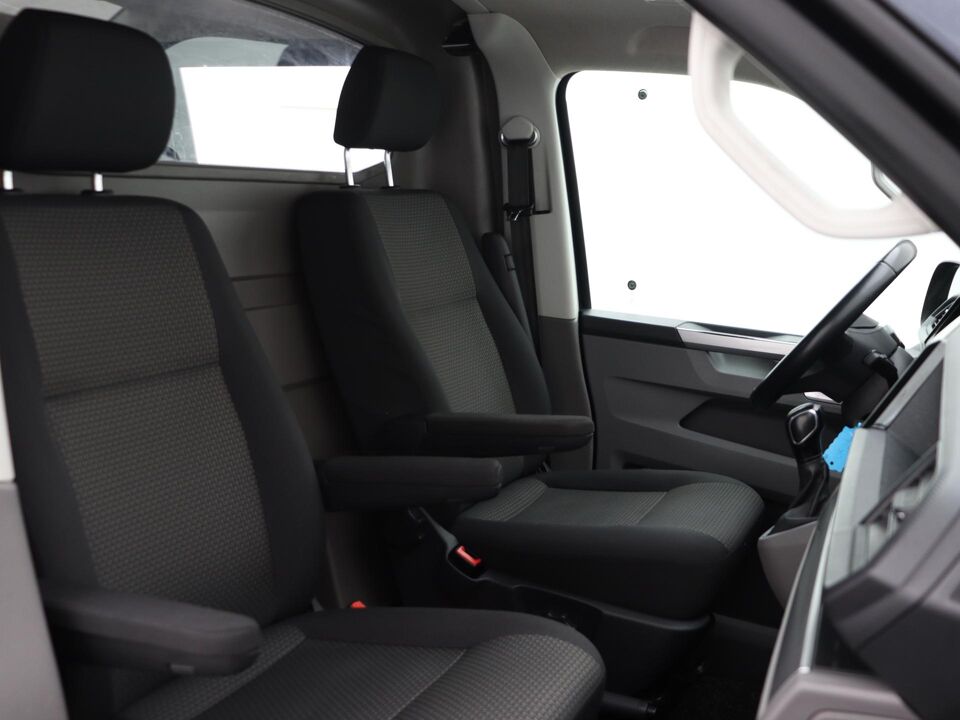 VW-Bedrijfswagens Transporter 2.0 TDI 150 PK DSG L2H1 28 Bulli
