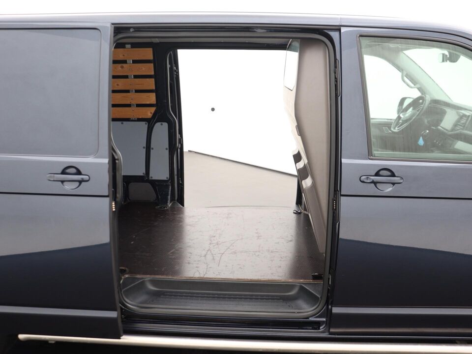 VW-Bedrijfswagens Transporter 2.0 TDI 150 PK DSG L2H1 28 Bulli