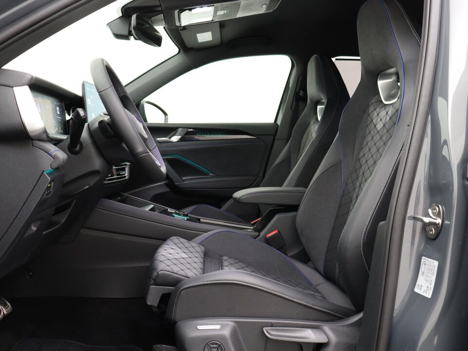 Volkswagen Tayron R-Line-Edition 1.5 eTSI 110 kW / 150 pk 7p