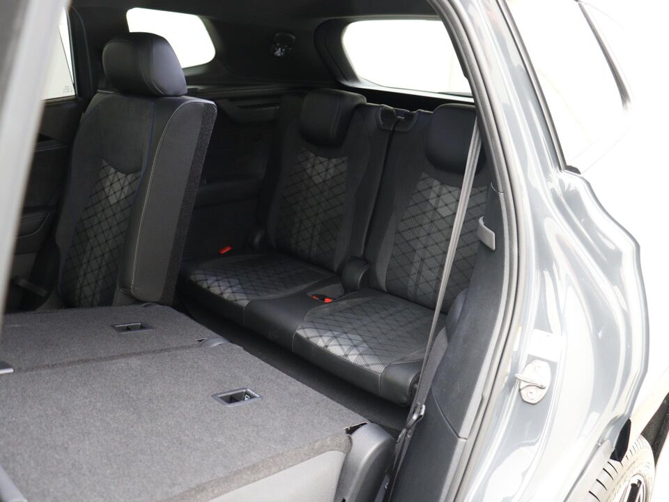 Volkswagen Tayron R-Line-Edition 1.5 eTSI 110 kW / 150 pk 7p