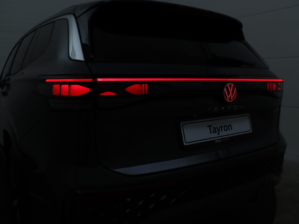 Volkswagen Tayron R-Line-Edition 1.5 eTSI 110 kW / 150 pk 7p