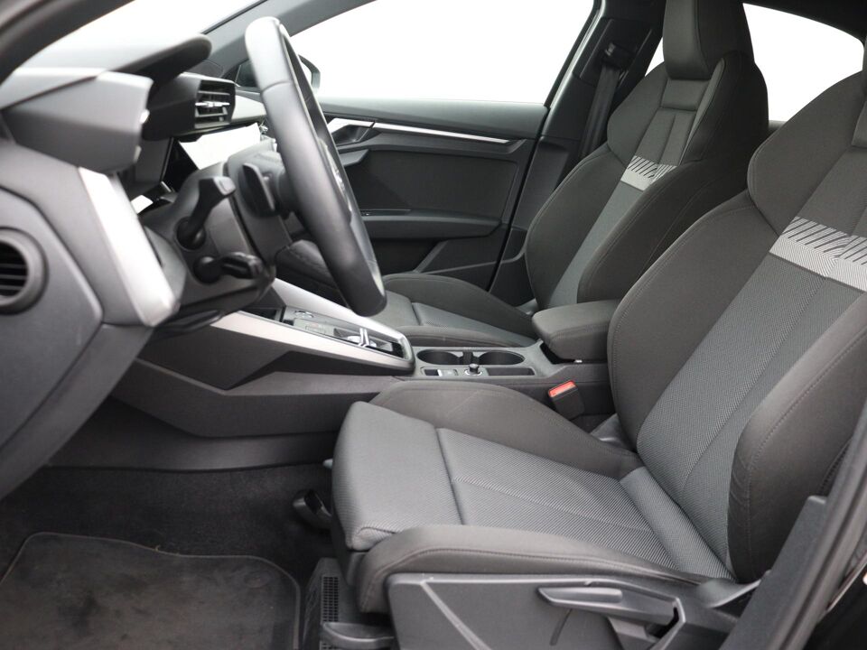 Audi A3 Limousine 30 TFSI Advanced edition