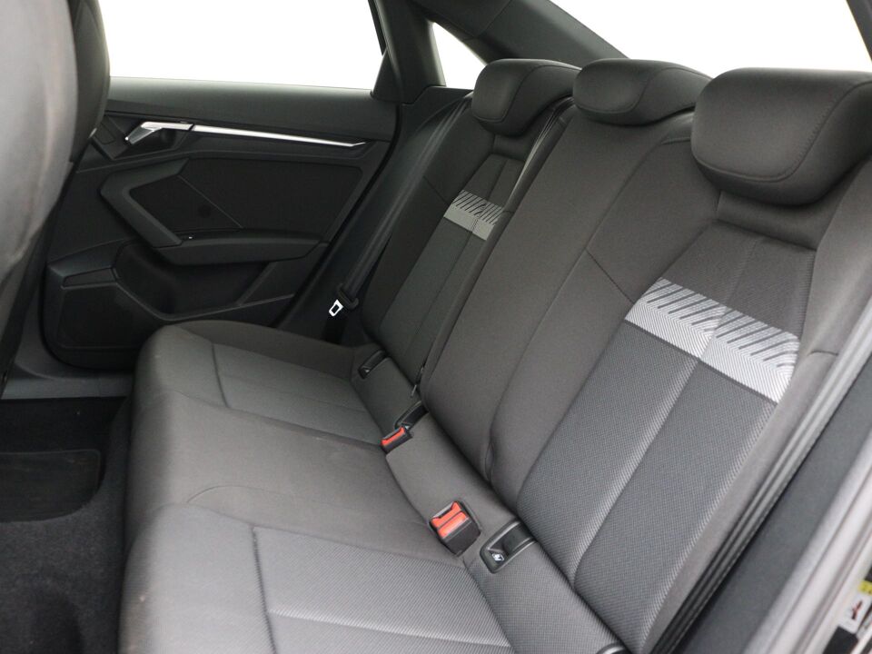 Audi A3 Limousine 30 TFSI Advanced edition