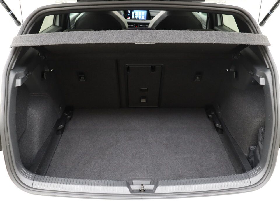 Volkswagen Golf 1.5 eTSI 150PK R-Line DSG