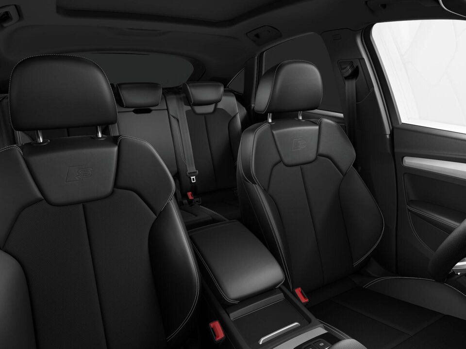 Audi Q5 Sportback S edition Competition 50 TFSI e 220 kW / 299 PK