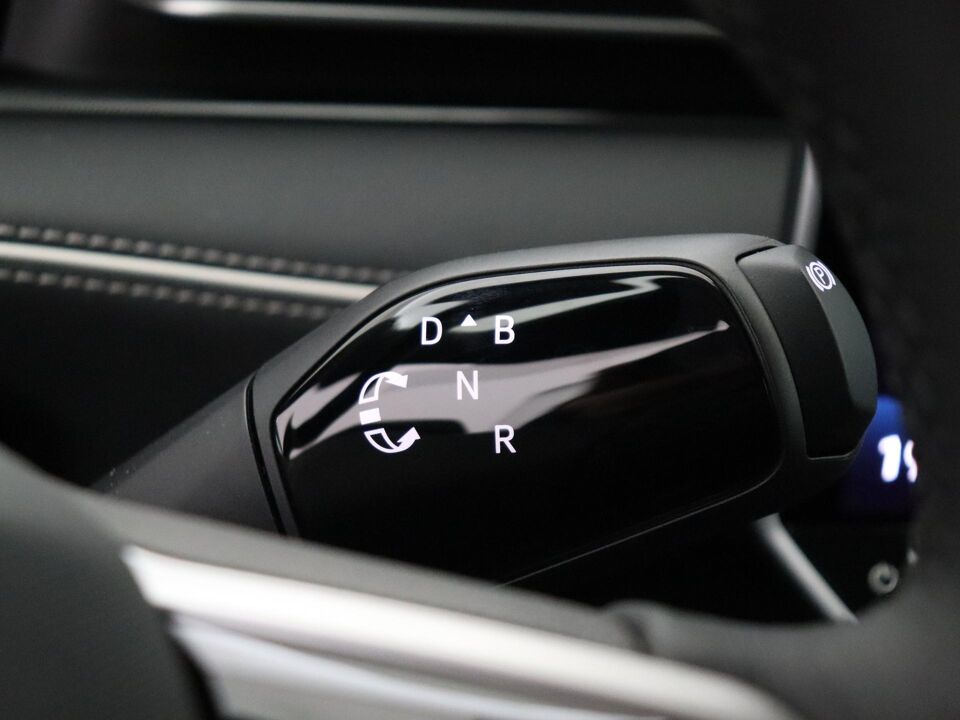 Volkswagen ID.7 Tourer Pro Business 77 kWh 210 kW / 286 pk