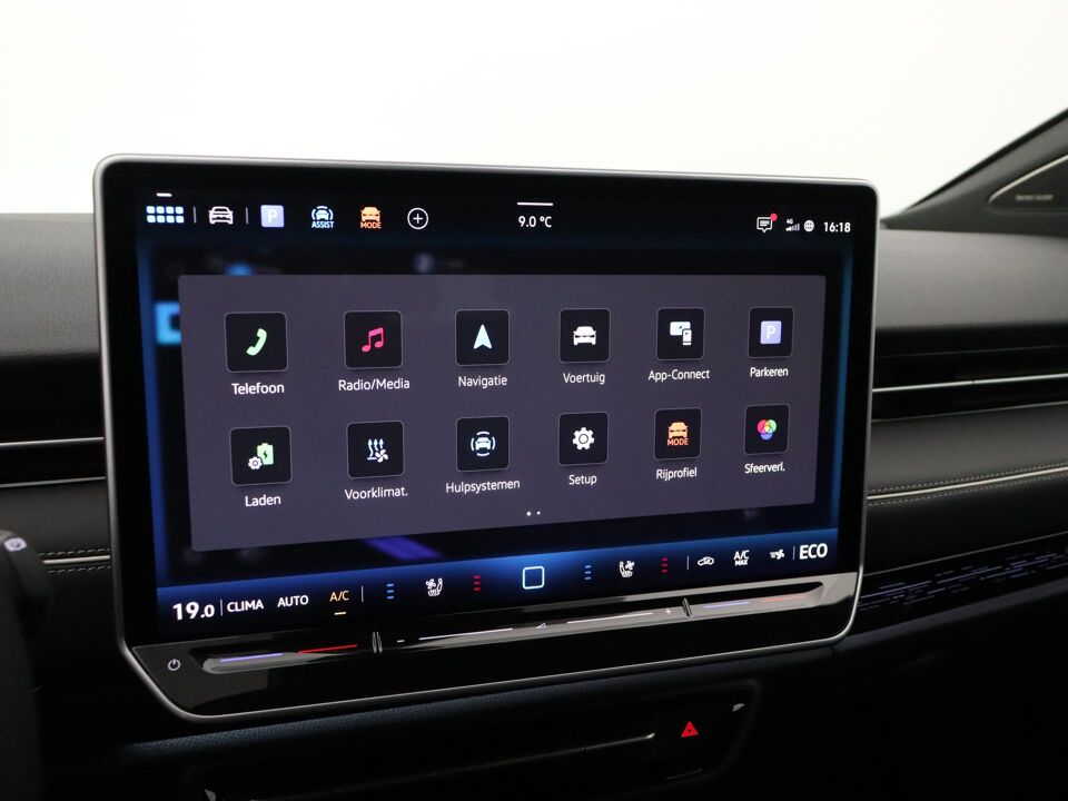 Volkswagen ID.7 Tourer Pro Business 77 kWh 210 kW / 286 pk