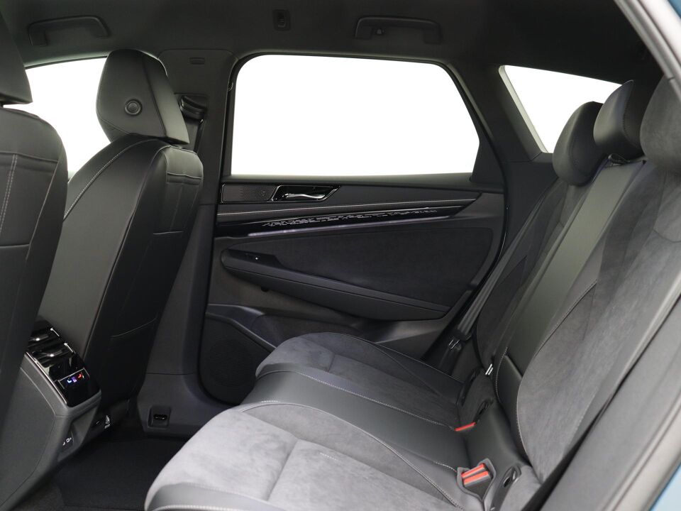 Volkswagen ID.7 Tourer Pro Business 77 kWh 210 kW / 286 pk