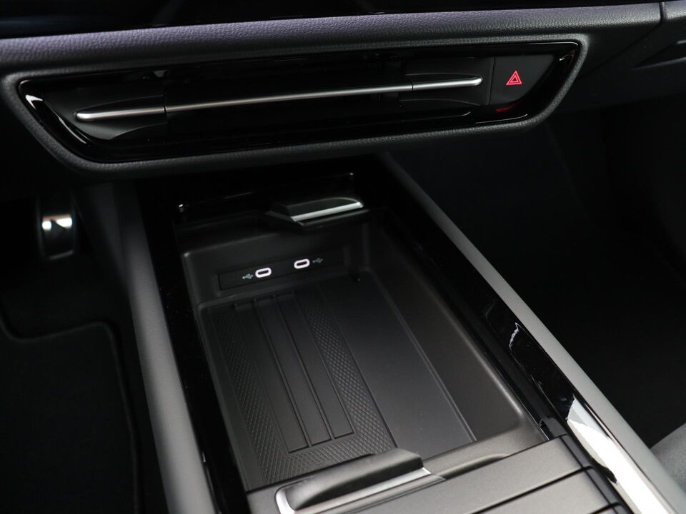 Volkswagen ID.7 Tourer Pro Business 77 kWh 210 kW / 286 pk