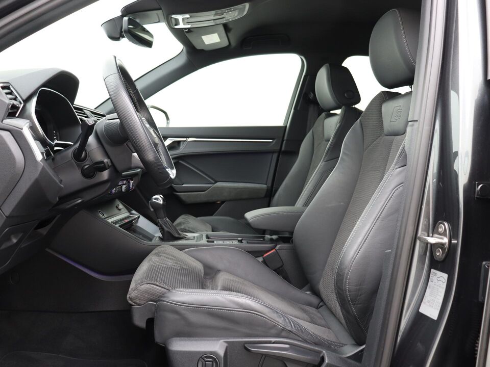 Audi Q3 45 TFSI e S edition