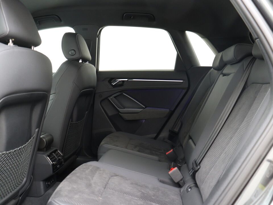 Audi Q3 45 TFSI e S edition