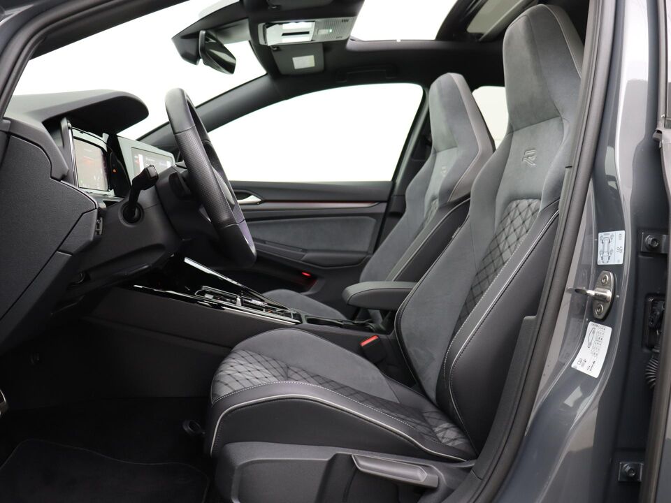 Volkswagen Golf 1.5 eTSI 150 PK DSG R-Line