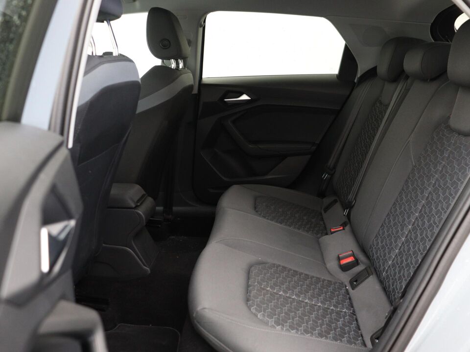 Audi A1 Sportback 25 TFSI Advanced edition