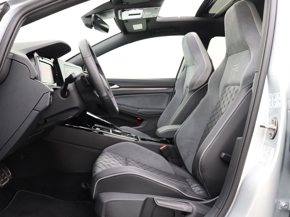 Volkswagen Golf 1.5 eTSI 150 PK DSG R-Line